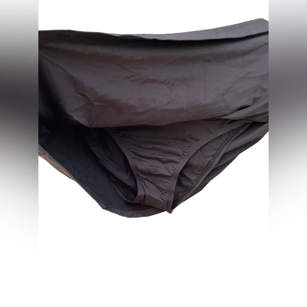 JAG Belted Skirted Swim Bottom Black With Floral Attached Tie Belt Size Small - Picture 3 of 8